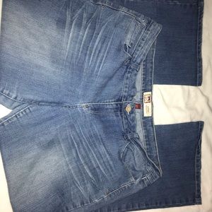 Size 17 L.e.i Jeans lowrise boot